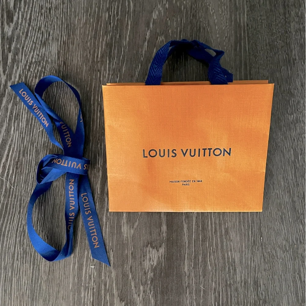 Louis Vuitton | Gift Bag With Ribbon